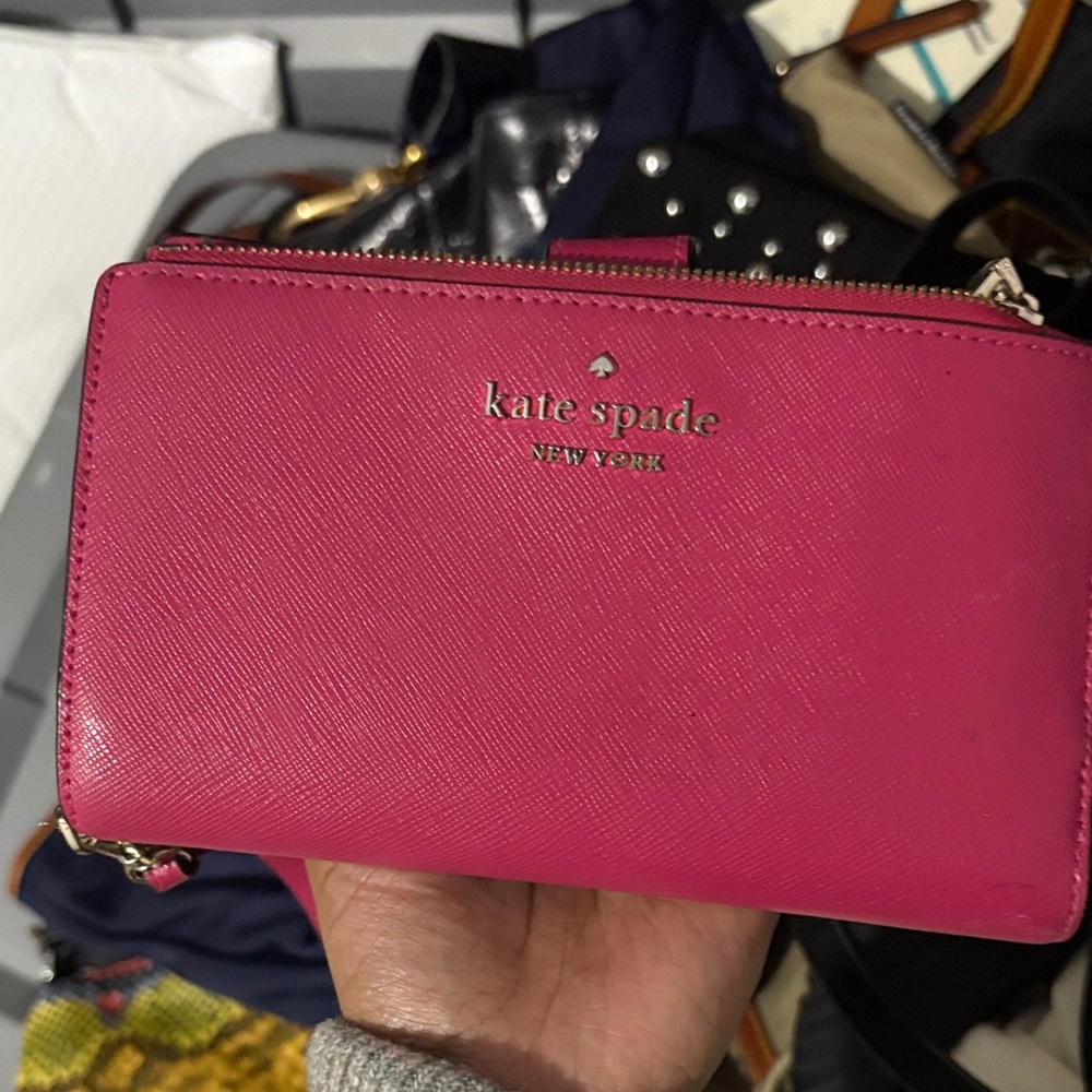 Kate Spade Fuchsia Wallet